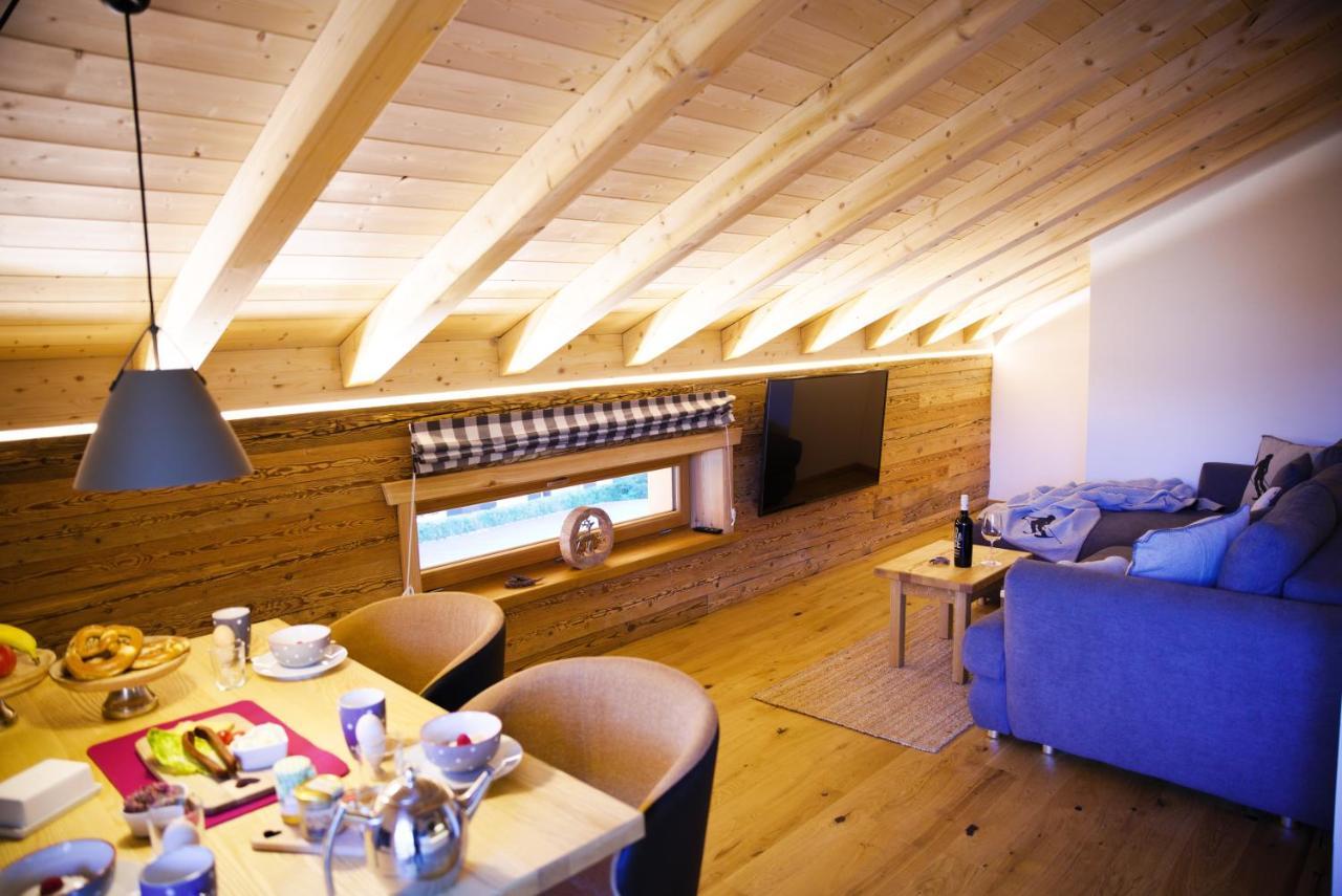 Leos Alpenchalet - Inclusive Sommer Bergbahnticket Und E-Auto Ladestation Oberstdorf Luaran gambar